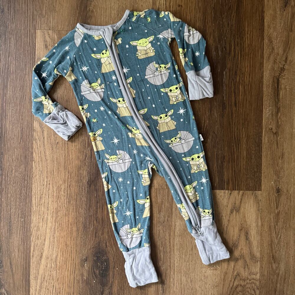 Little Sleepies Grogu Zippy featuring Baby Yoda in his Pram in Starry Teal